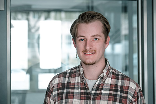 Luis Konwinski