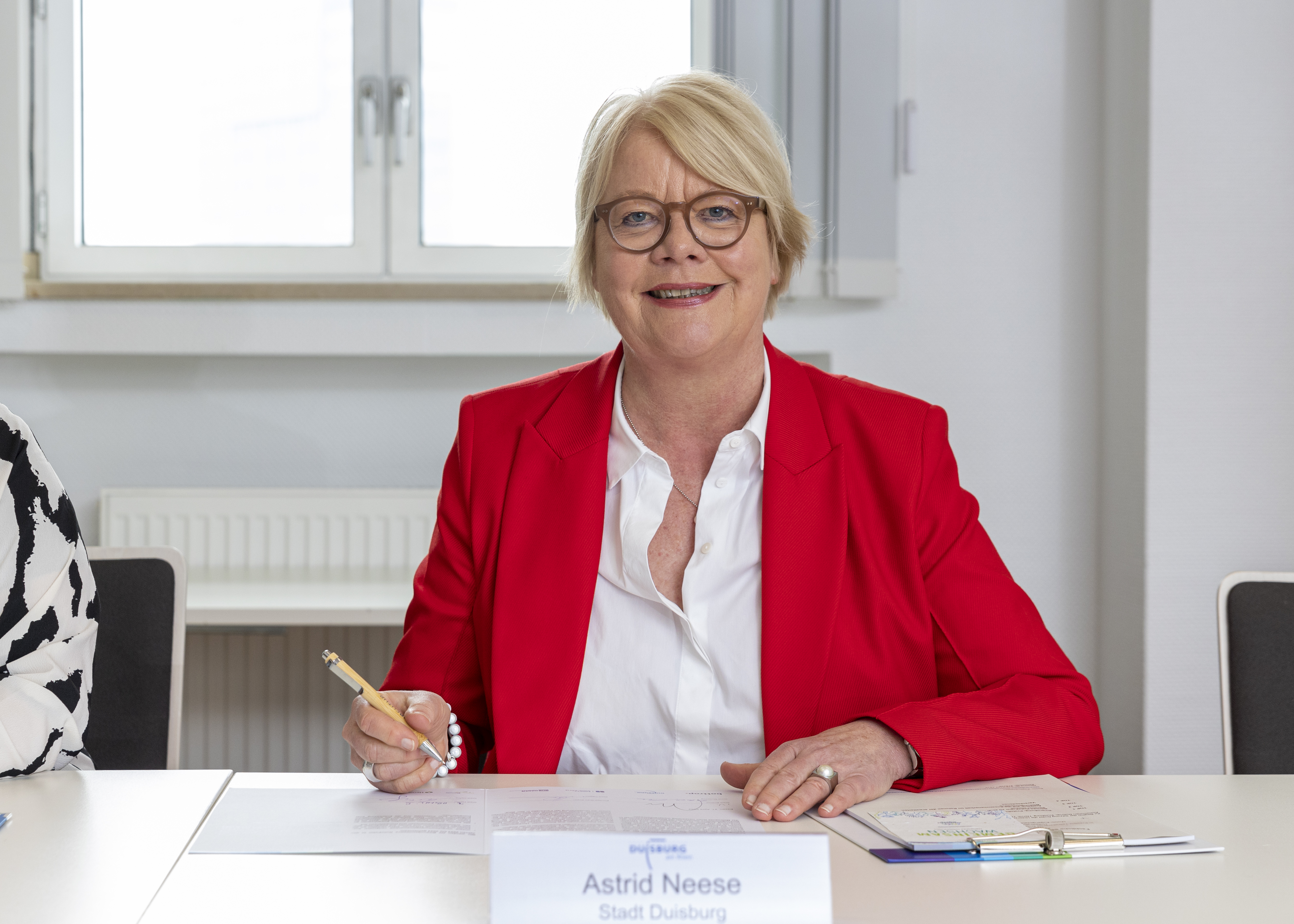 Unterzeichnung Astrid Neese