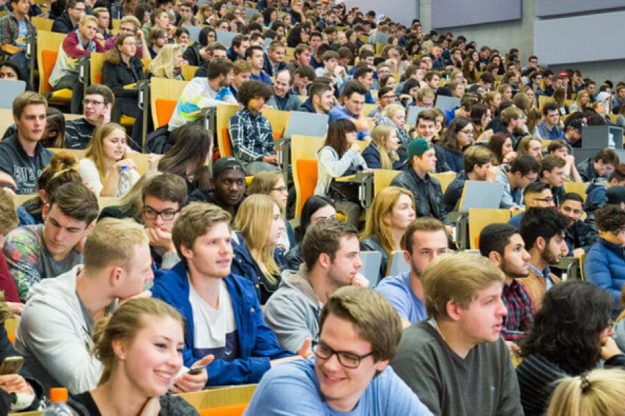 Studierende